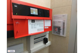 Установка настенной каскадной автоматики (Viessmann Vitotronic ) с распределительным боксом и телекоммуникационным модулем Vitocom 100 для дистанционного управления и контроля отопительной установки. Установка настенной каскадной автоматики (Viessmann Vitotronic ) с распределительным боксом и телекоммуникационным модулем Vitocom 100 для дистанционного управления и контроля отопительной установки.