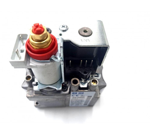 Газовый клапан SIT белая катушка, подсоединение под фланец BAXI 5653610